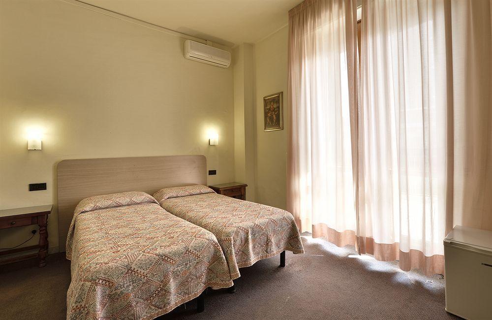 Hotel Careggi Florenz Exterior foto