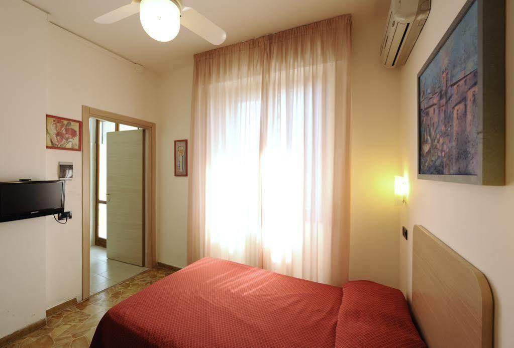 Hotel Careggi Florenz Exterior foto