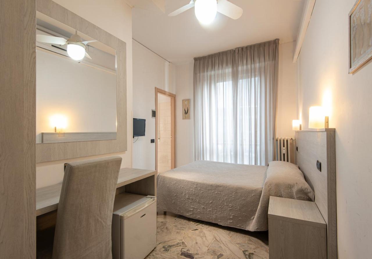 Hotel Careggi Florenz Exterior foto